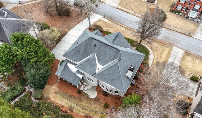 Foto del edificio - 2570 Wood Creek Ct NE