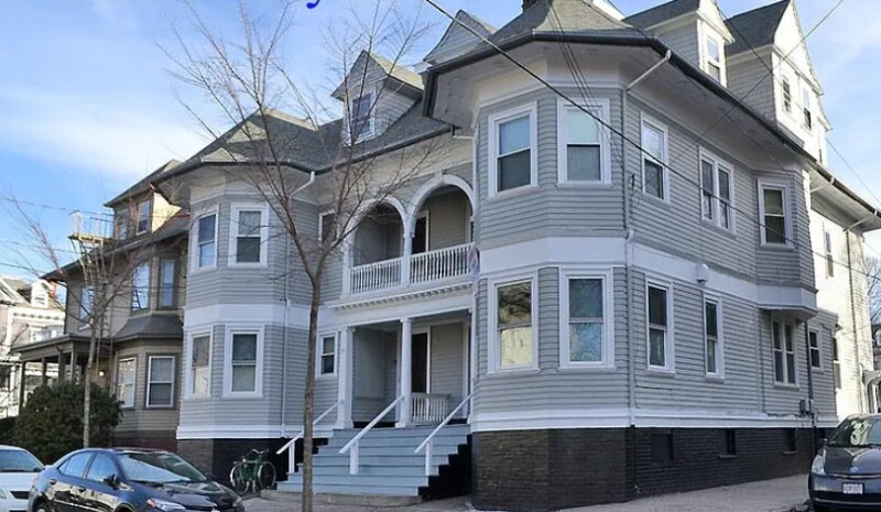 Foto principal - 351 Thayer St