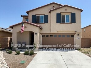 Building Photo - 28864 Camaro Dr