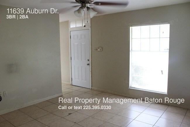 Building Photo - 11639 Auburn Dr