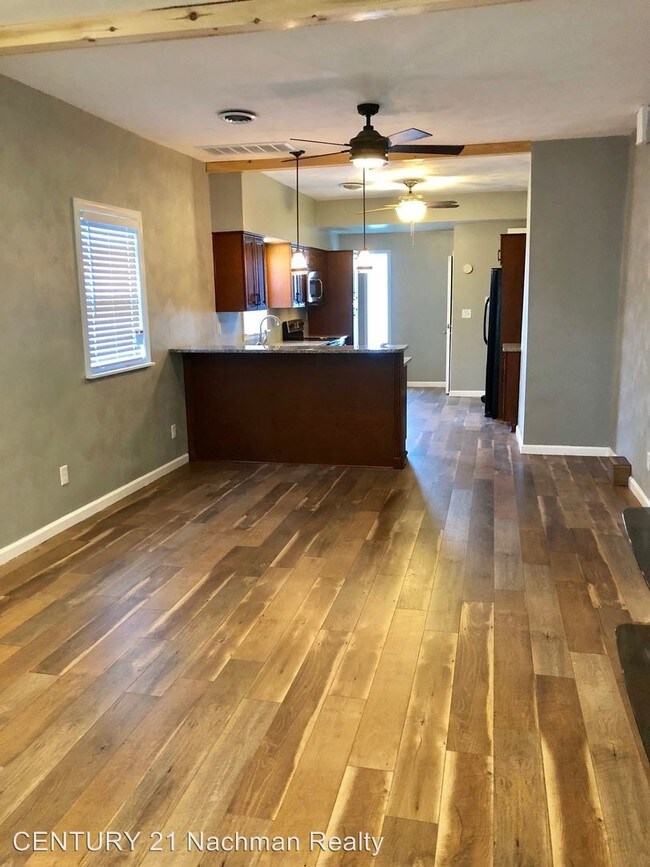 Foto del edificio - 2 br, 1 bath House - 1823 Bellevue Ave
