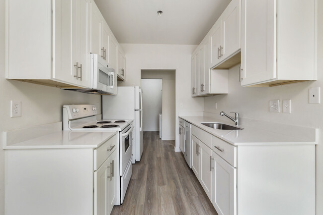 Foto del edificio - Shoreline Apartments