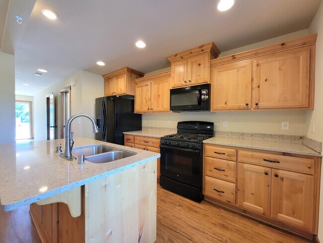 Foto del edificio - 2767 Fen Way