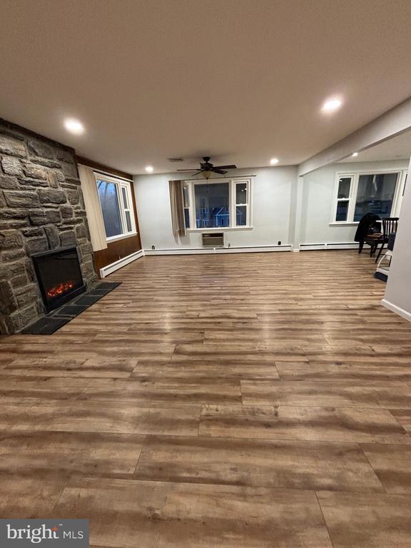 Foto del edificio - 362 Conchester Hwy