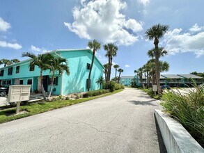 Building Photo - 13509 S Indian River Dr