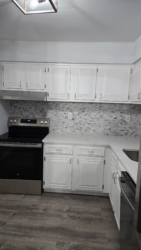 Building Photo - 808 Eves Dr
