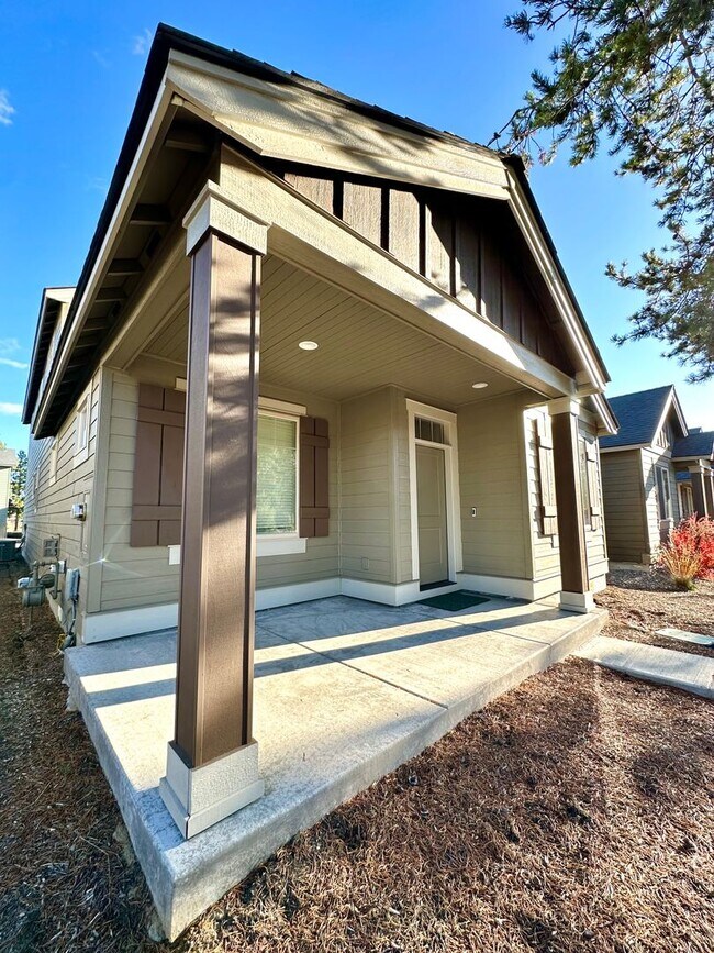 Foto del edificio - 51927 Lumberman Ln
