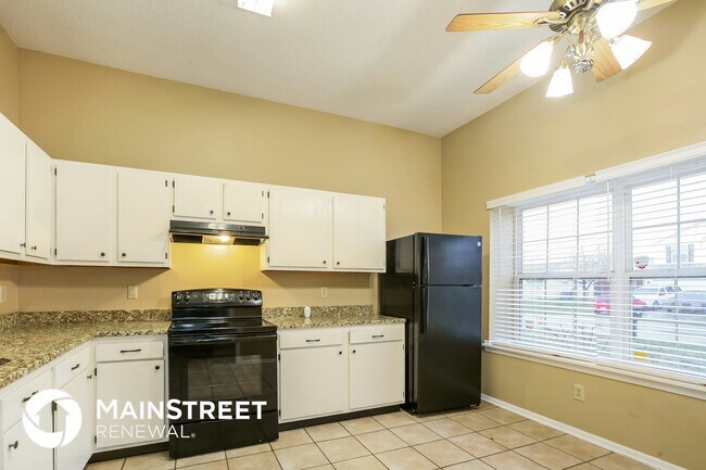 Foto del edificio - 6511 Hazelhatch Dr