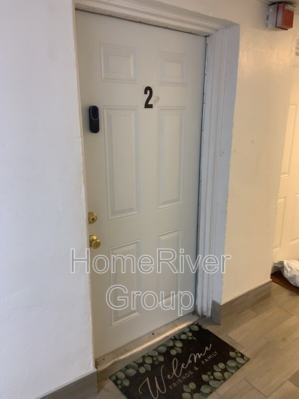 Foto del edificio - 8923 N 40th St