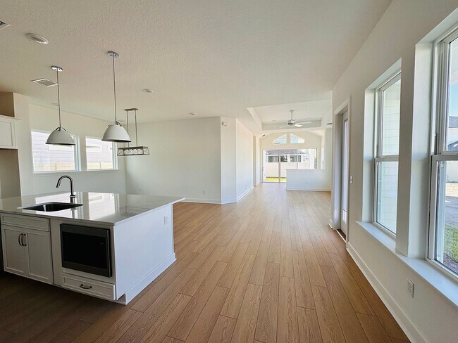 Building Photo - 165 Seabrook Vlg Ave
