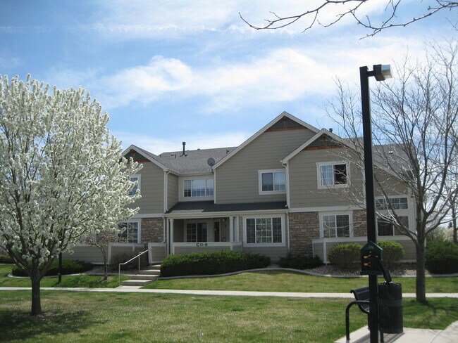 Foto del edificio - Great Townhome in Southeast Ft. Collins