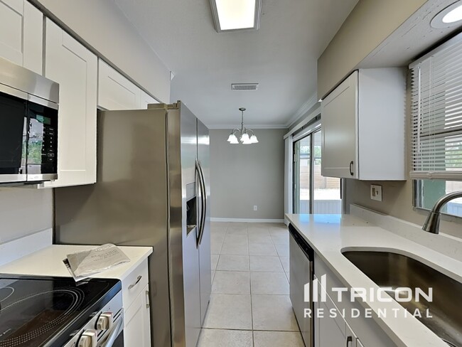 Foto del edificio - 424 55th Ave NE