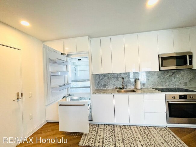 Building Photo - 1 br, 1 bath House - 987 Queen Street  Uni...