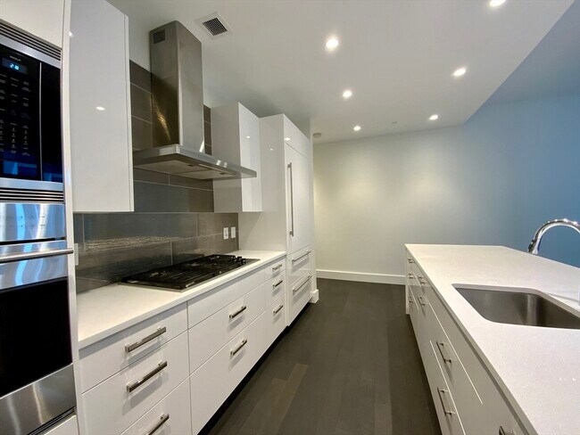 Foto del edificio - 50 Liberty Drive