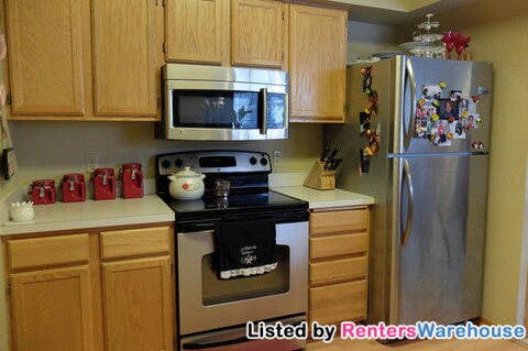 Foto del edificio - Great 2 Bed 1.5 Bath Townhome