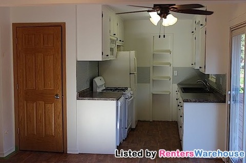 Building Photo - 8901 Wally Dr