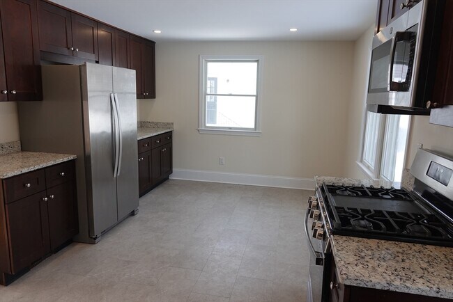 Foto del edificio - 6 Pondover Rd