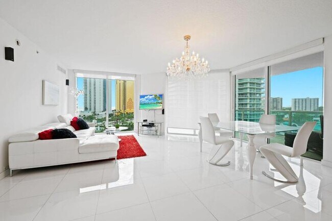 Foto del edificio - 200 Sunny Isles Blvd
