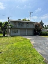 Building Photo - 690 E Cypress Ave