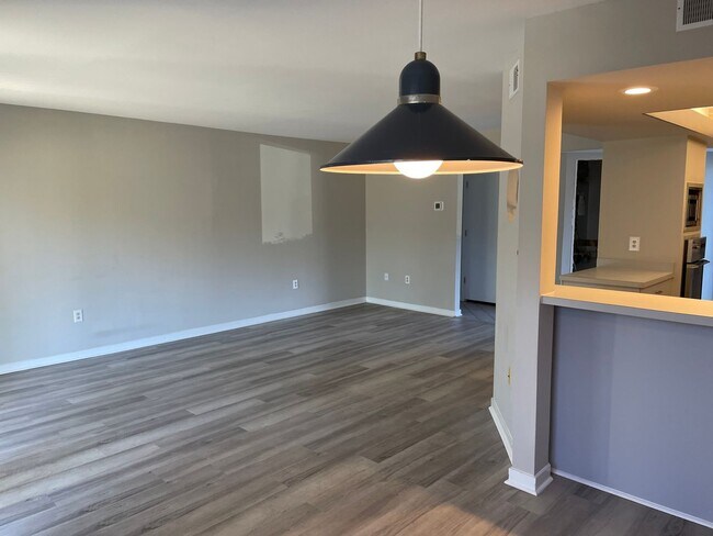 Foto del edificio - 2 Bedroom 2 Bathrooms Condo
