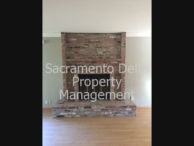Foto del edificio - 4361 Bannister Rd
