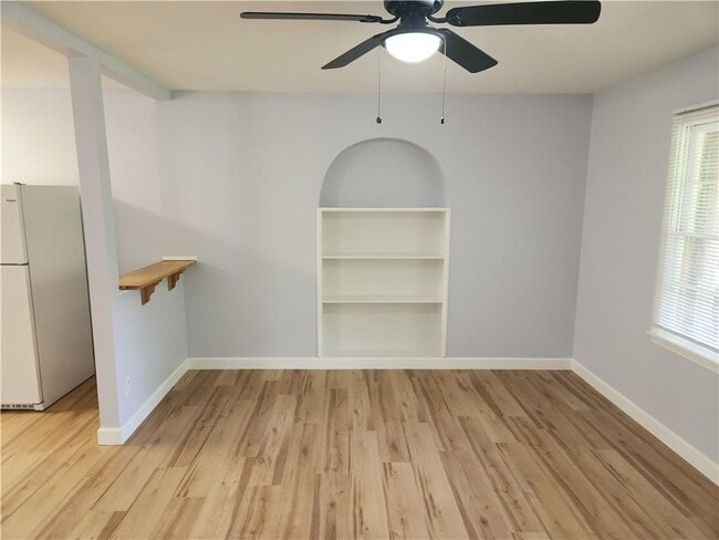 Foto del edificio - 2888 Mockingbird Cir