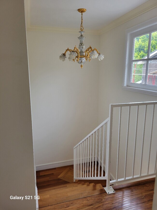 Upper View of Staircase - 4183 Commonwealth Ave