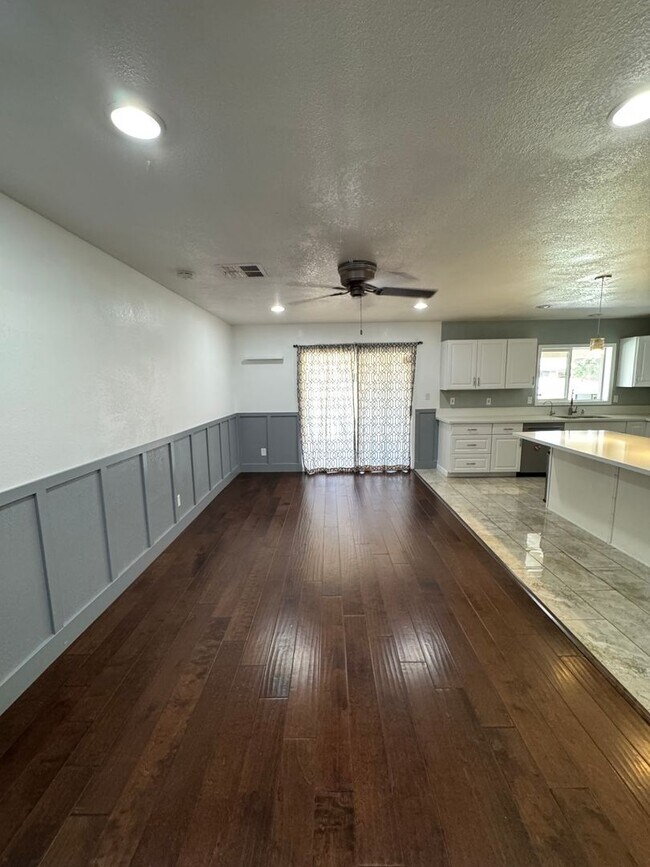 Foto del edificio - 3bed/2bath Chandler home for rent!