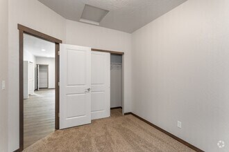 2BR, 2BA - 1,118SF - Riverside at Coyote Rock