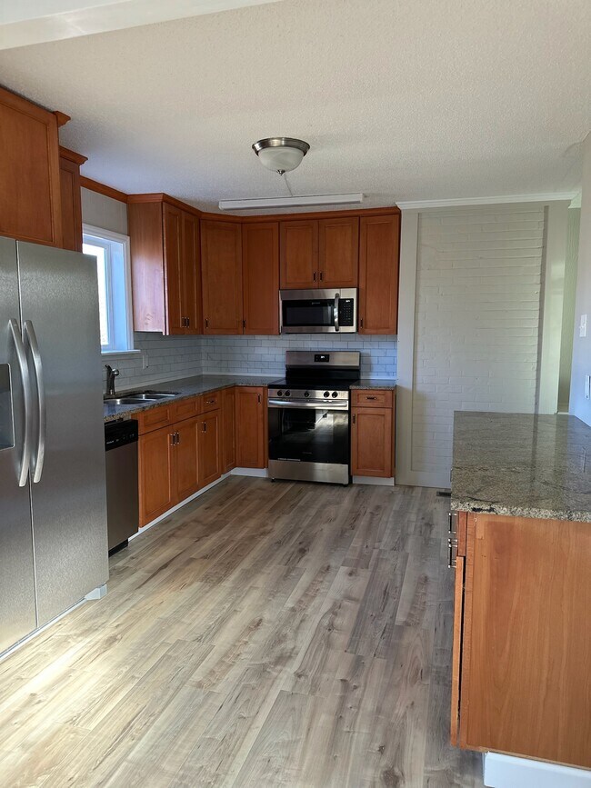 Foto del edificio - 1080 Grace Ave