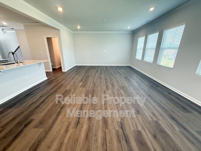 Building Photo - 380 Glacier Lake Dr