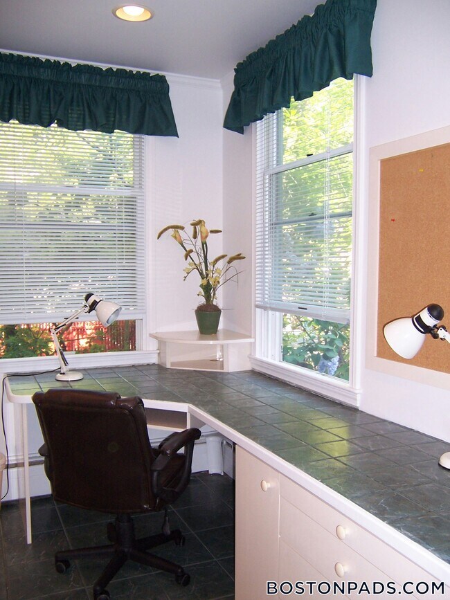 Foto del edificio - 79 Harvey St