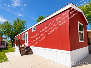 Building Photo - 75 W 250 N