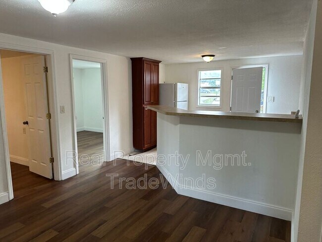 Foto del edificio - 4947 Bartelt Rd