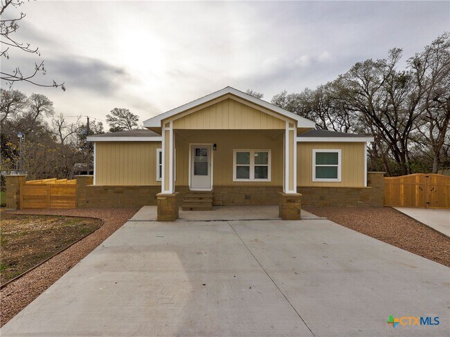 Building Photo - 4504 Atlantis Dr