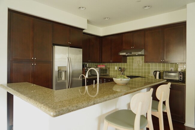 Cocina - 951 N Sunrise Ln