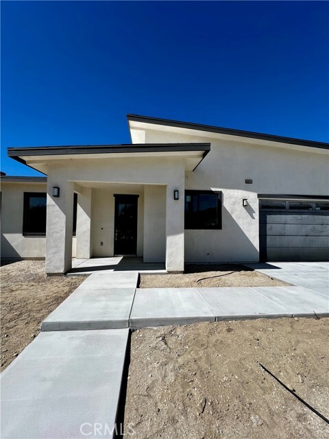 Building Photo - 11825 Verbena Dr