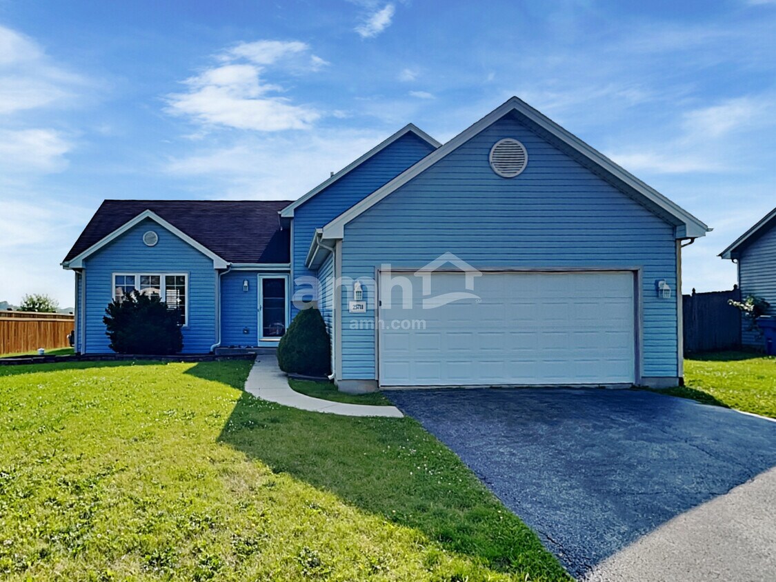 Primary Photo - 25711 S Daffodil Ln