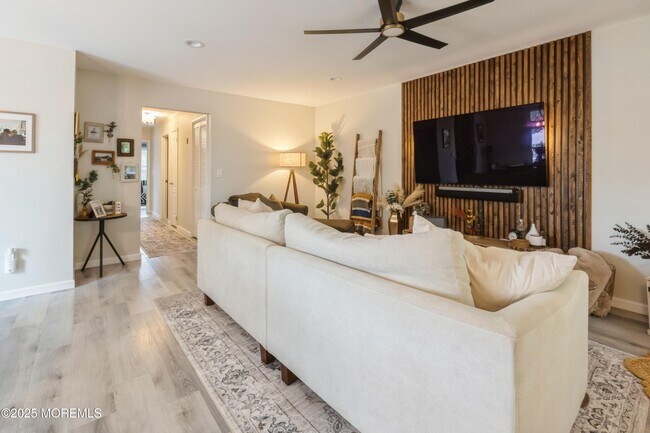 Foto del edificio - 560 Innkeeper Ln