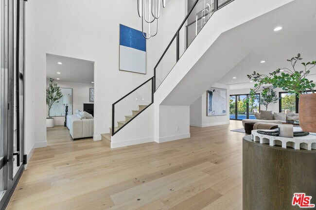 Foto del edificio - 18101 Green Meadow Dr