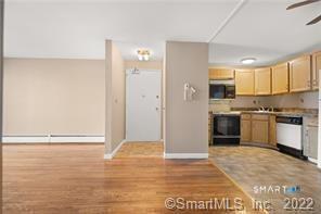 Building Photo - 106 Oakwood Ave
