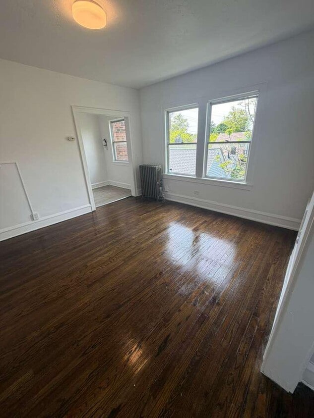 Photo - 8302 Lake Ave (Cleveland, OH)
