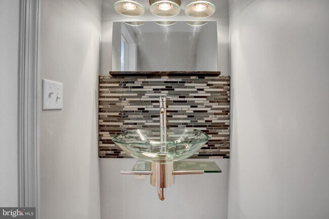Foto del edificio - 2132 Wexford Rd