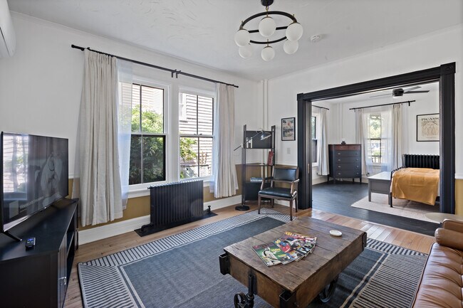 Foto del edificio - 4413 Albany Post Rd