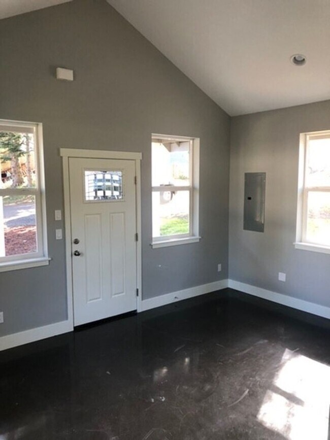 Foto del edificio - Pet Friendly Single Family Cottage