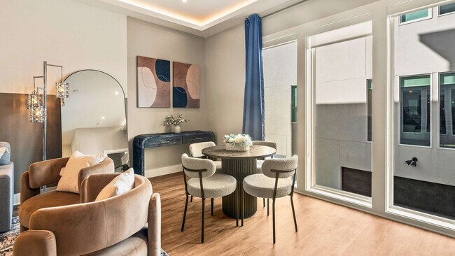 Foto del edificio - 1733 N Fitzhugh Ave