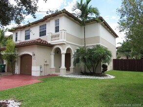 Building Photo - 14030 SW 51st Ln