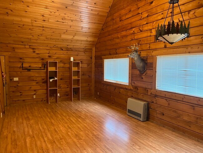 Foto del edificio - 615 Sandy Beach Ct