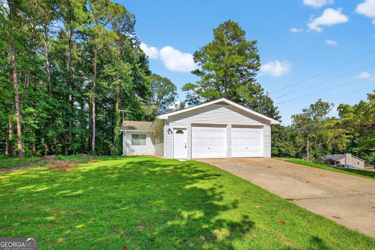 Primary Photo - 230 Shiloh Hills Dr NW