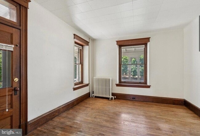 Photo - 75 Nutt Rd House